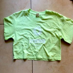 Sunrise resort line green crop